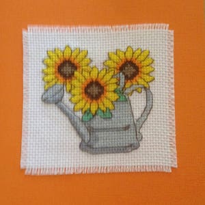 Sonnenblumen eine gestickte Karte im Kreuzstich