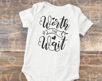 Vale la pena esperar Bodysuit / Traje de hospital / Traje para ir a casa / Rainbow Baby / Regalo de baby shower / Traje de anuncio de embarazo / Bebé de FIV