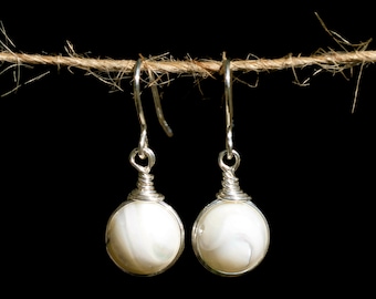 Handmade 925 silver earrings with Mother of Pearl Bead gift gemstone unique