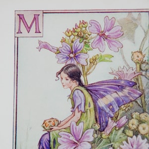 Letra M del alfabeto de hadas de las flores original, malva, hadas de las flores de Cicley Mary Barker, impresión de monograma vintage, década de 1940, decoración de guardería