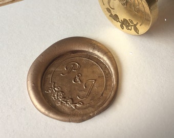 Wedding Wax Stamp With Wreath Design, Floral Wax Seal, Initials Envelope Seal With Wooden Handle 25mm Diameter(Design 21)