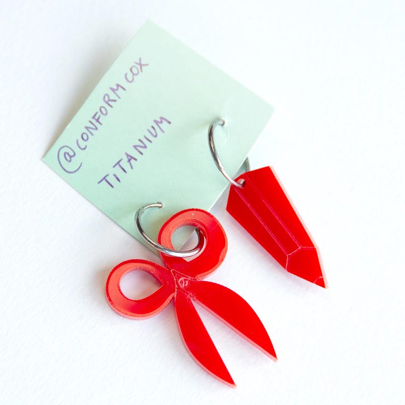 Earrings 'Pencils Scissors' - Potlood, schaar, pencil, scissors red pencil scissors