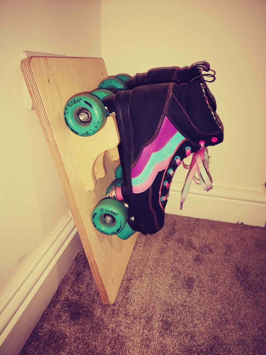 Inline / Roller Skate Rack. Holds 1 Pair of Either Inline or Quads
