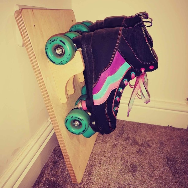 Inline / Roller Skate Rack. Holds 1 Pair of either inline or quads/roller skates.