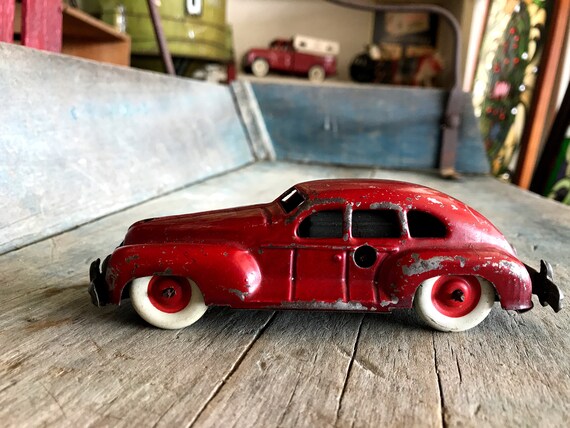 metal toy cars 1940s
