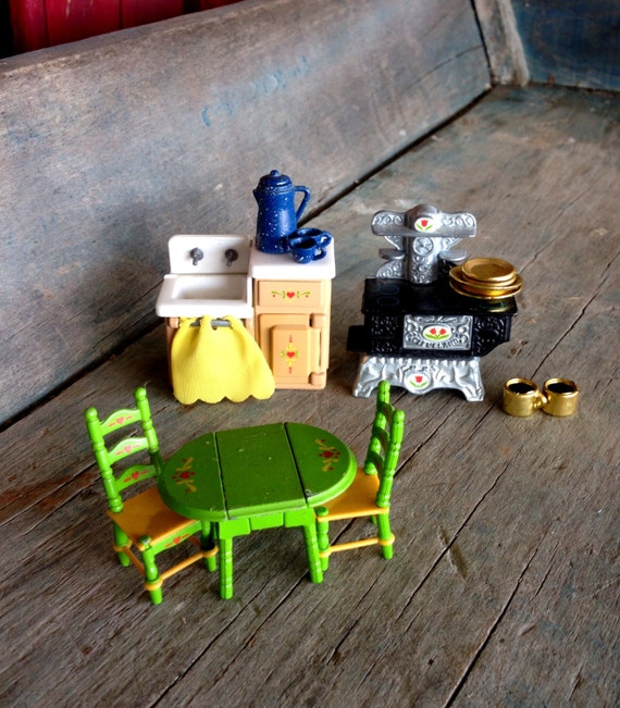 cast iron dollhouse furniture