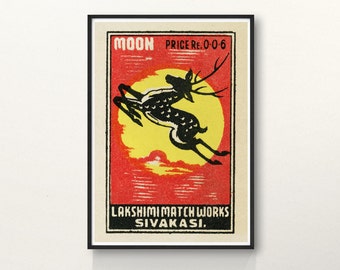 Konsttryck med hoppande hjort | Väggkonst med vintage-etikett i matchbox | Retro affisch med vilda djur och solnedgång