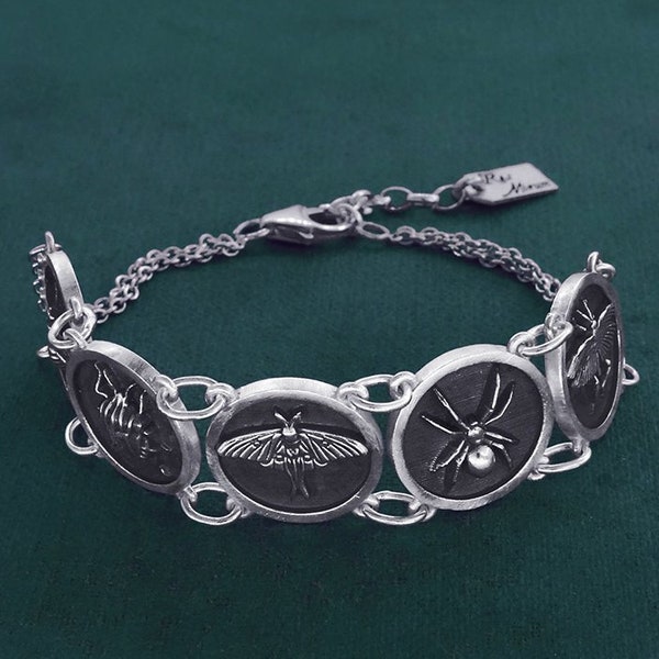 Bracelet insects cabinet of curiosities, spider, bee, butterfly in silver | Insecta
