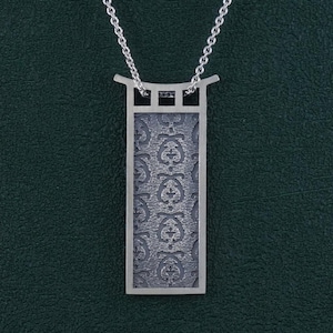 Ciondolo originale nello stile della vecchia carta da parati, fiori d'acanto, ispirazione pagoda, stile giapponese, Maria Antonietta, Luigi XVI, argento 925