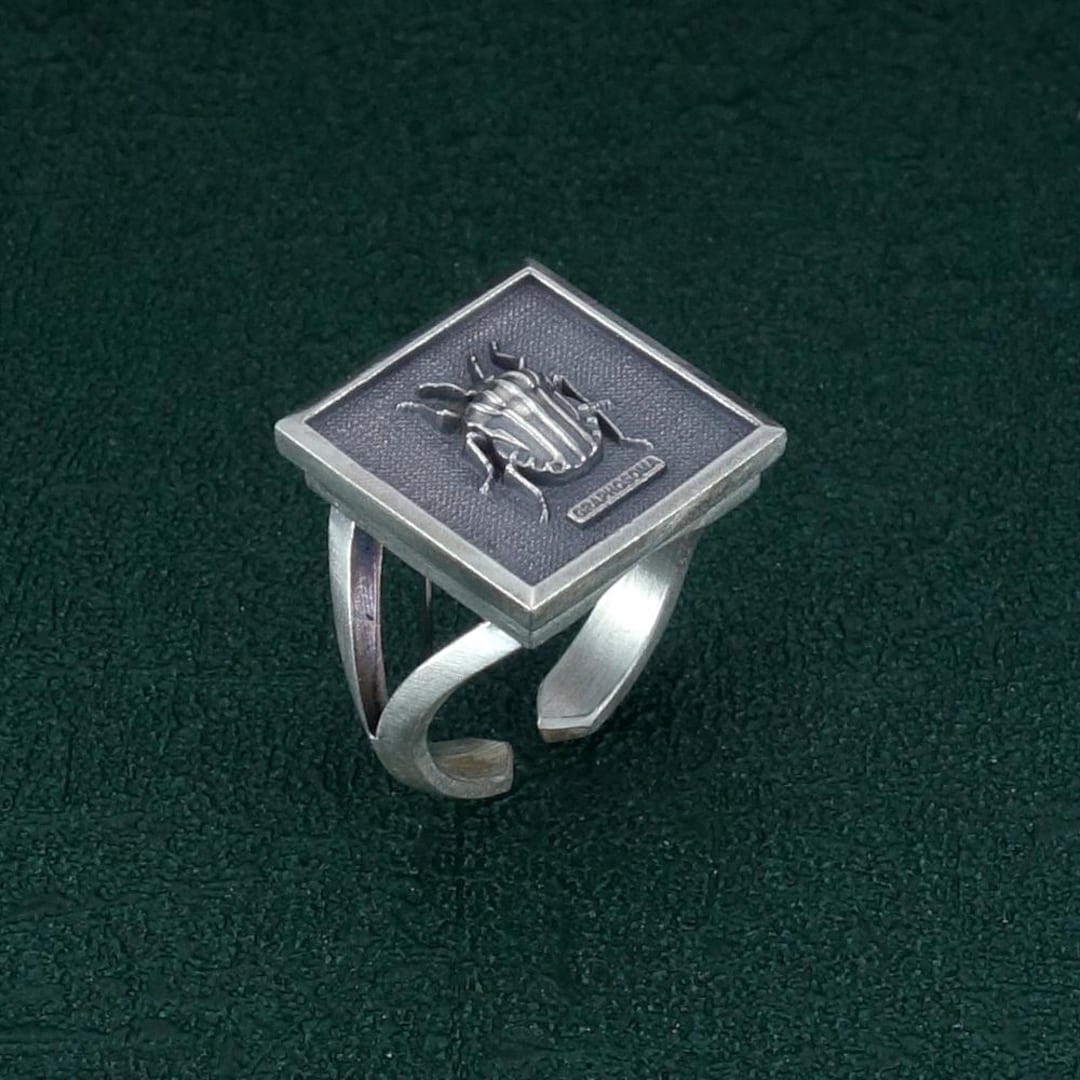Signet Insect Bug Ring, Insect, Antique Square Signet Ring Style, Sterling Silver ...