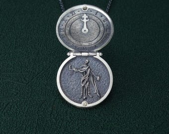 Memento mori pendant that opens, secret jewelry, macabre art, funerary sculpture, oddities, aged 925 sterling silver, made in France