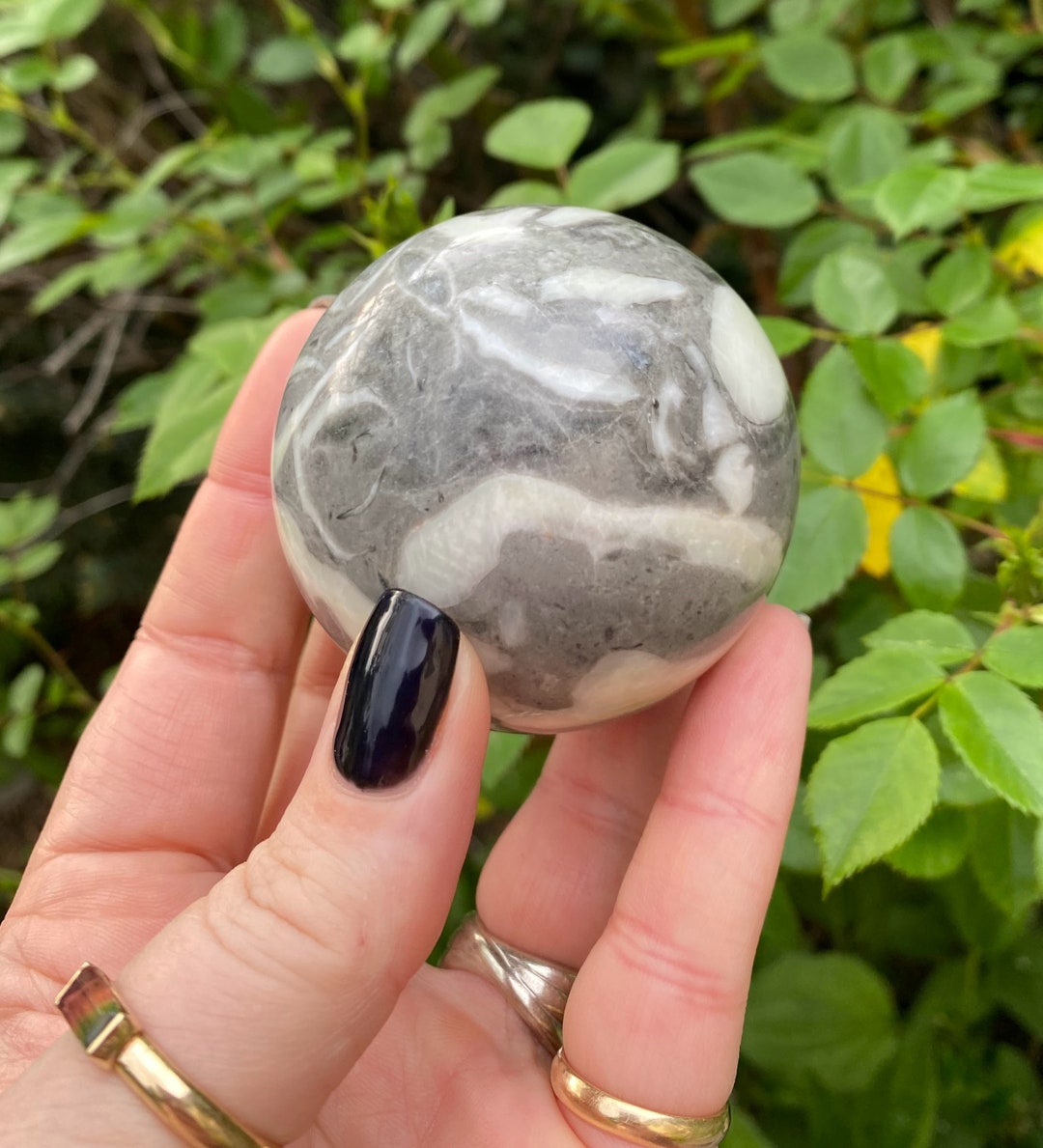 Thousand Eyes Jasper Sphere Jasper Crystal Ball Shell Stone Sphere