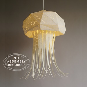 Bedroom Jellyfish Origami Lamp | Geometric Pendant Lampshade for Nursery & Home | Unique Origami Lighting Decor