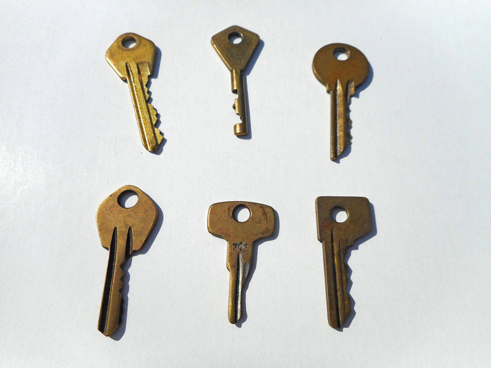 Vintage Copper Keys Rustic Key Decor Retro Photo Props Etsy