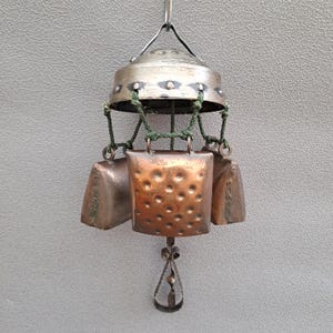 Vintage wind chime bells hammered copper hanging bells metal shop door bells front door porch bells garden decoration entrance bells