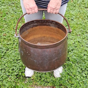 Extra large antique copper cauldron with iron handle giant old metal pot fireplace log basket rustic planter jardinière firewood container