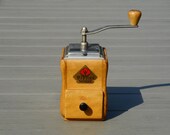 Vintage coffee grinder Pe De Dienes mokka wooden coffee grinder hand crank coffee grinder Peter Dienes manual grinder old coffee mill