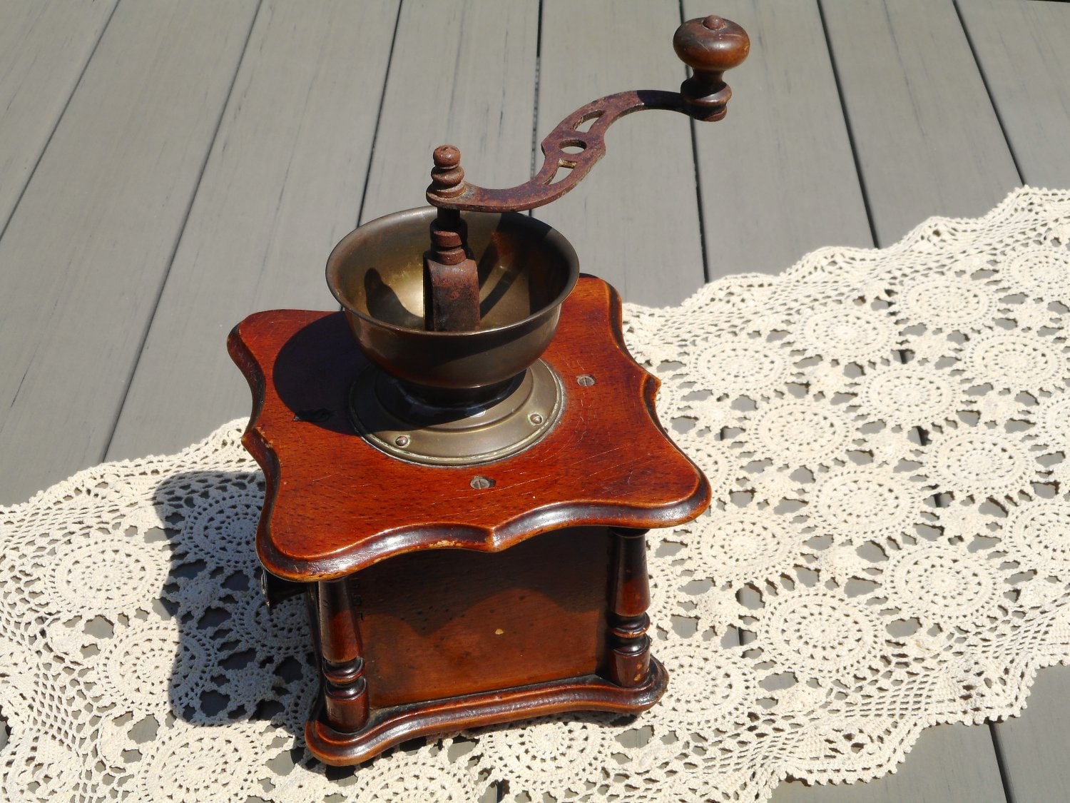 Vintage Hand Crank Coffee Grinder: Working Manual Mill Wooden Grinder ...
