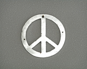 Vintage Metal Peace Sign - 60s Hippie Boho Wall Decor