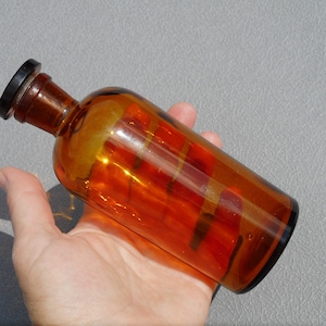 Vintage Amber Glass Apothecary Bottle with Stopper Lid