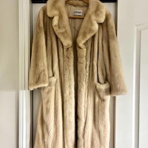Christian dior mink coat - Etsy 日本