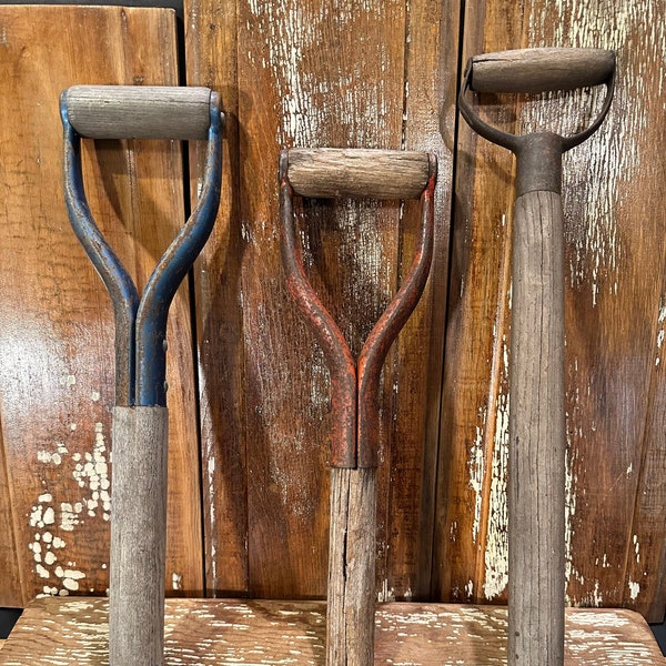 Antique rusty shovel handles,PICK ONE,garden,outdoor tool,rustic,old tool,garden art,salvage,steampunk,industrial,DIY