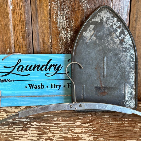 Ironing pads,rests,folding clothes hanger,laundry room decor,distressed,patina,single sided,iron holder