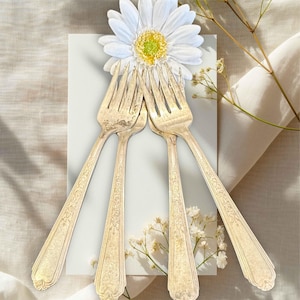 Tarnished antique silverplate salad forks,set of 4,Art Deco,dessert forks,floral handle,ornate silver fork,wedding day,small fork,victorian