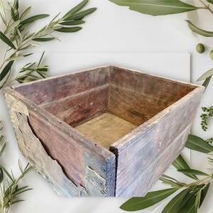 Antique weathered deep Wooden storage box,brown,11x13x7,distressed,seasonal decor,front porch decor,wood planter