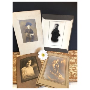 Antikes Familienfoto,4er Set,schwarz und weiß,sepia,Art Deco,Frau,1920, Postkarte, Karton, Fotografie