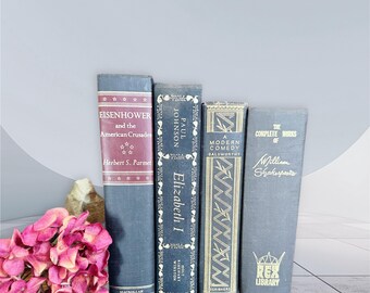Black book decor,set of 4,mid century,book bundle,decoration,instant library,gold lettering,Shakespeare,decorative books,book shelf decor