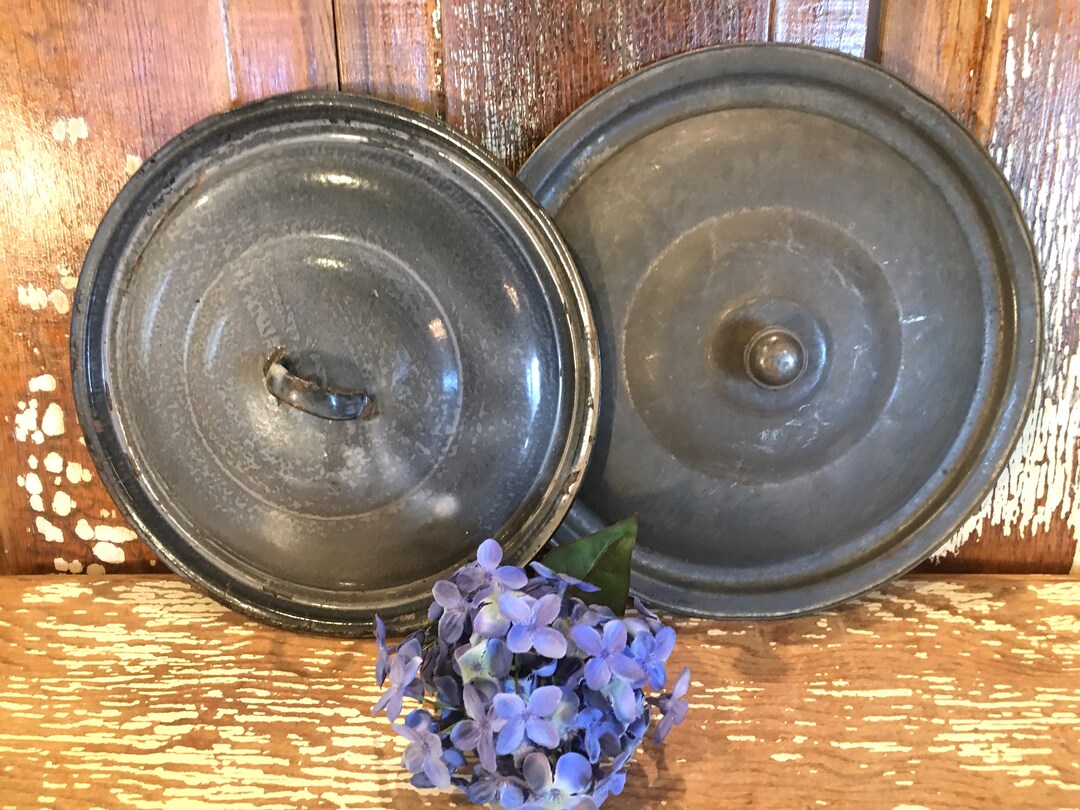 Gray Metal Pot Lids With Handles,set of 2,cookware,89 Round,farmhouse