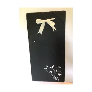 Pizarra de pizarra de techo real 22 x 11, flores pintadas a mano, decoración de pared, pizarra de pared, decoración de dormitorio, decoración de oficina, letrero de pared, letrero de boda, floral