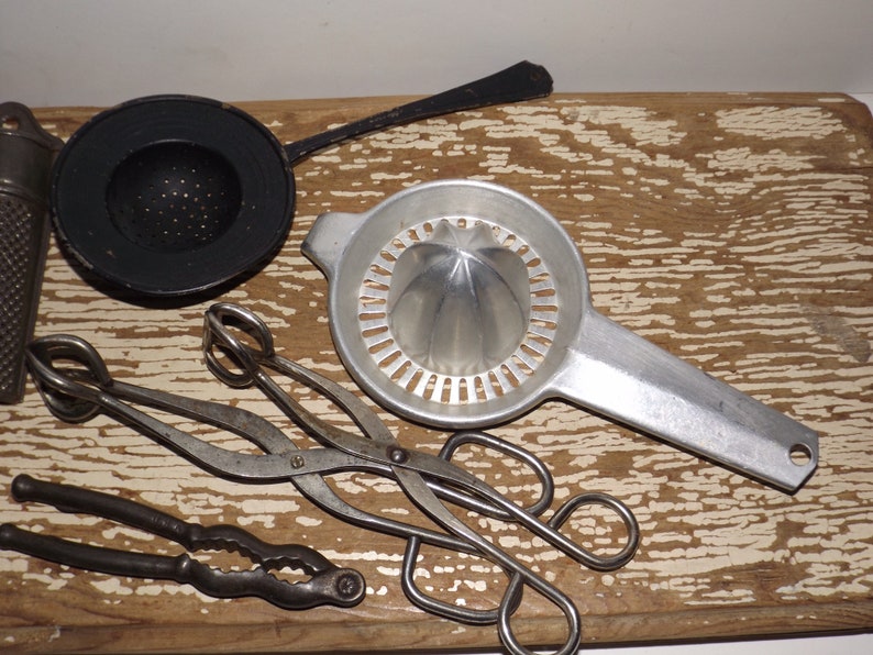 Aluminum kitchen utensils,set of 9,measuring spoons,tea strainer,cheese slicers,zester,thongs,gadgets,nutcracker,rustic,farmhouse,bakery