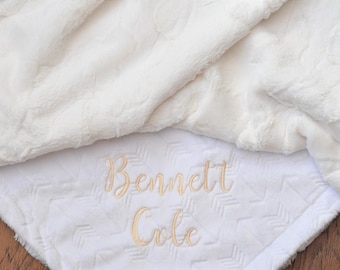 Personalized Minky Baby Blanket Personalized-Baby Girl Blanket-Personalized Baby blanket Girl-White Arrow blanket-White Pink minky blanket