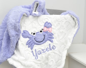 Unter der Meeresdecke-Niedliche Krabben Baby Mädchen Minky Decke-Personalisierte niedliche Krabben Decke-Meereskreatur Kinderzimmer Geschenk-Lavendel Mädchen Decke