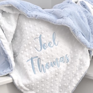 Powder Blue Personalized Minky Baby Blanket-Blue Girl Blanket-Personalized boy blue blanket-White Arrow blanket-Newborn-gift-Baby shower