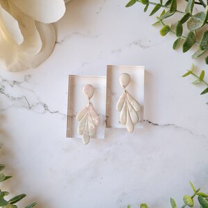 Mother of Pearl Naomi Earrings - Nautical - Sea Shell