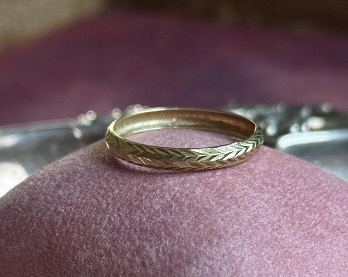 Vintage Engraved Wheat Band