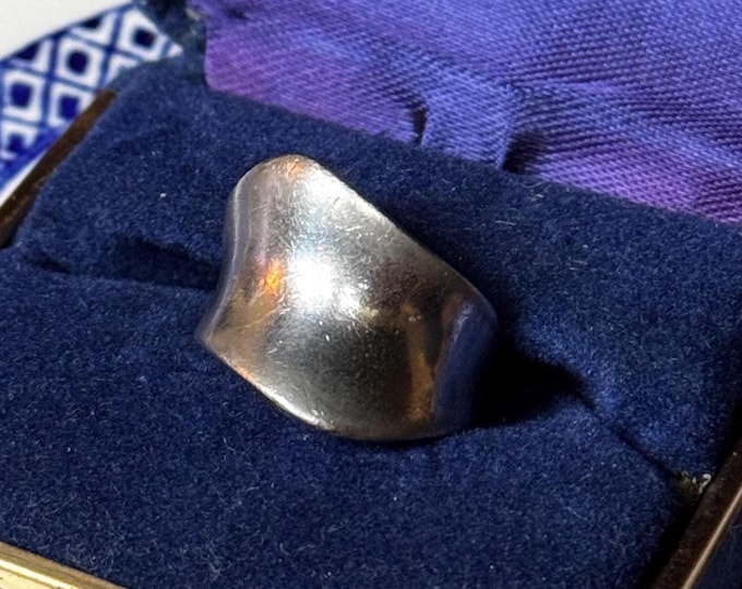 Vintage Silver Wave Ring