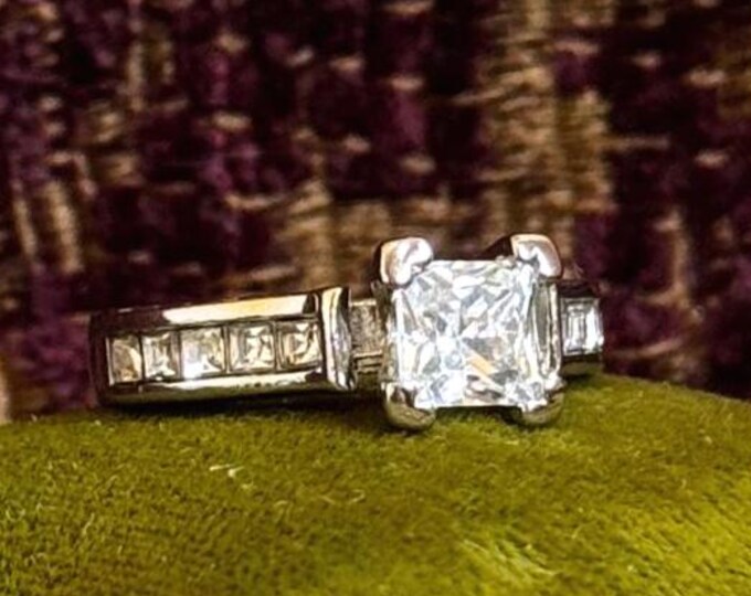 Vintage 925 Silver Engagement Ring