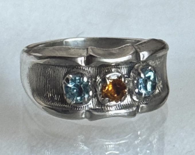 Vintage 1960s Mother's Ring