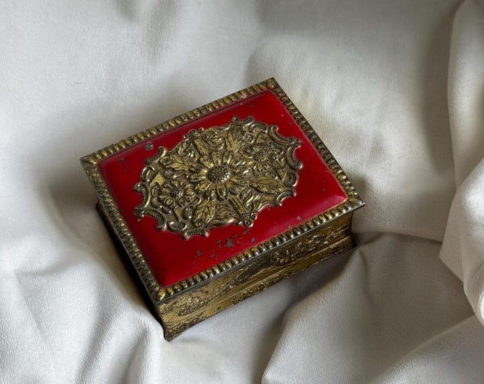 Box of Tiny Treasures