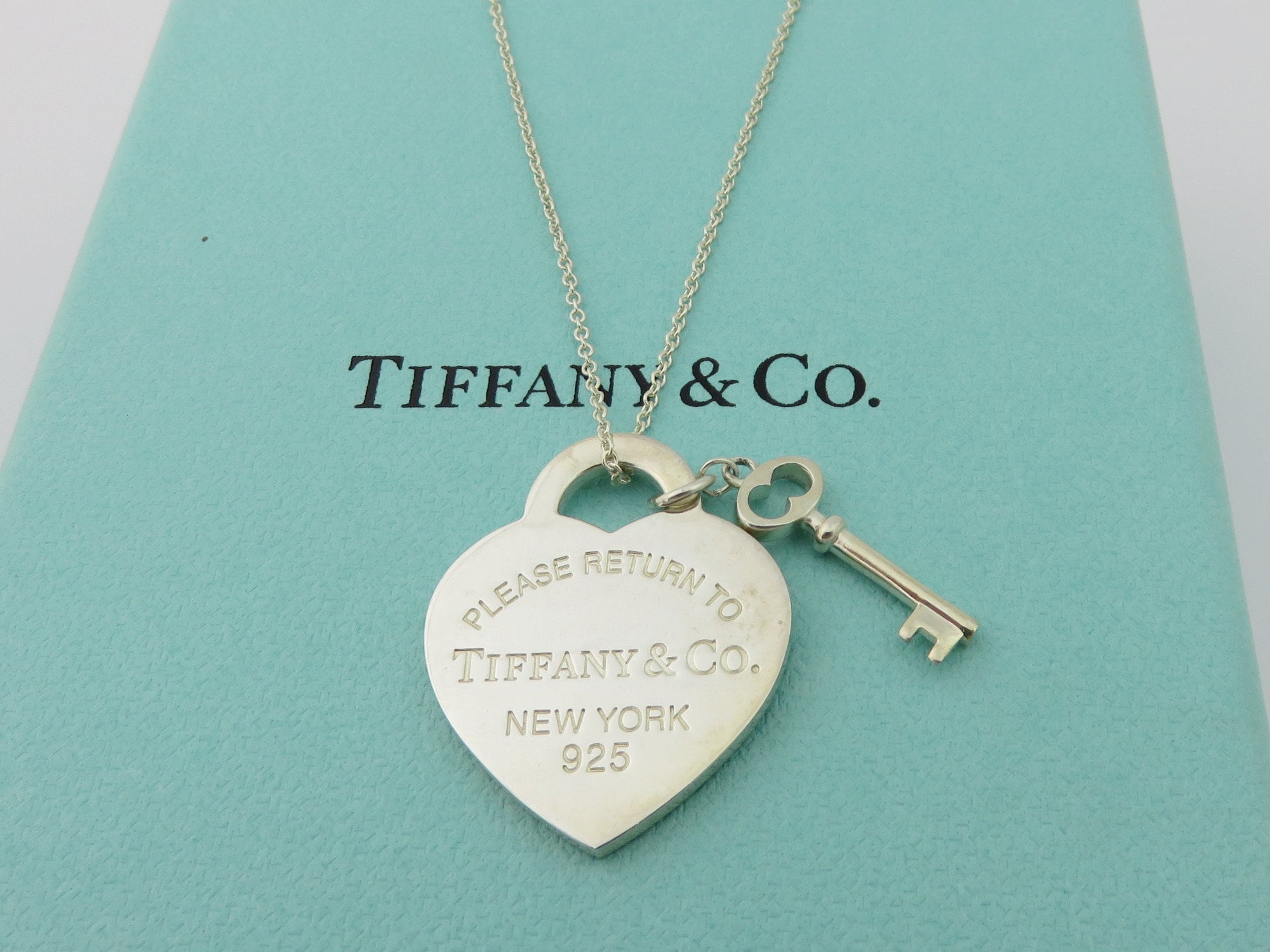 Tiffany Return to Tiffany Heart Tag with Key Pendant