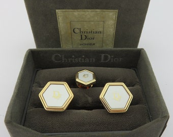 Christian Dior set van goudzilverkleurige metalen zeshoekige manchetknopen met dasspeld