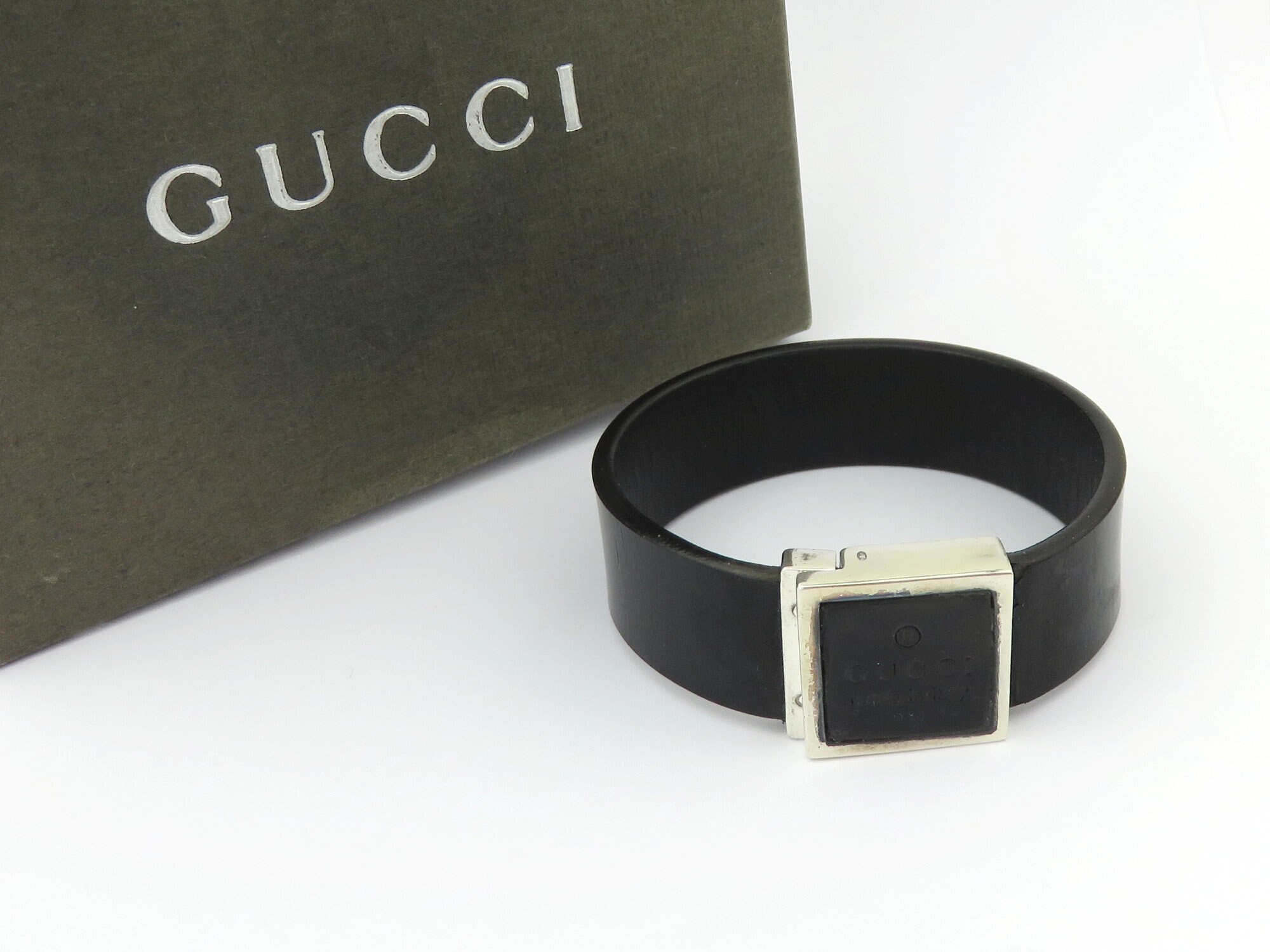 Gucci GG Mother Of Pearl Bracelet Silver Metal ref.1110584 - Joli Closet
