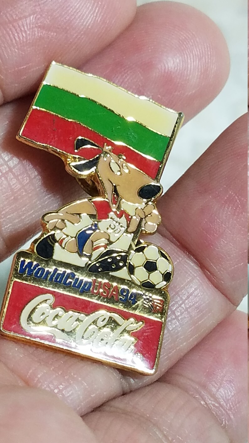 Coca Cola Collectible Pin Soccer Team Bulgaria Flag World Cup USA 94