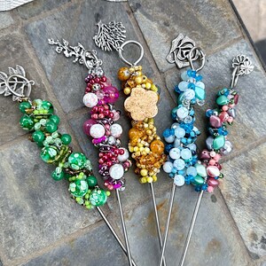 8" Beaded Garden Stake, Beaded Garden Art, Cluster Bead Plant Stake, Plant Suncatcher, Fairy Garden Totems, Garden Wand, Garden Lover Gift