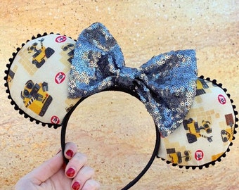 Wall-e Disney-inspired Mickey Ears