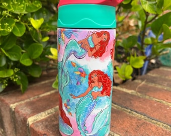 Vaso inspirado en la acción real de Ariel, la sirenita